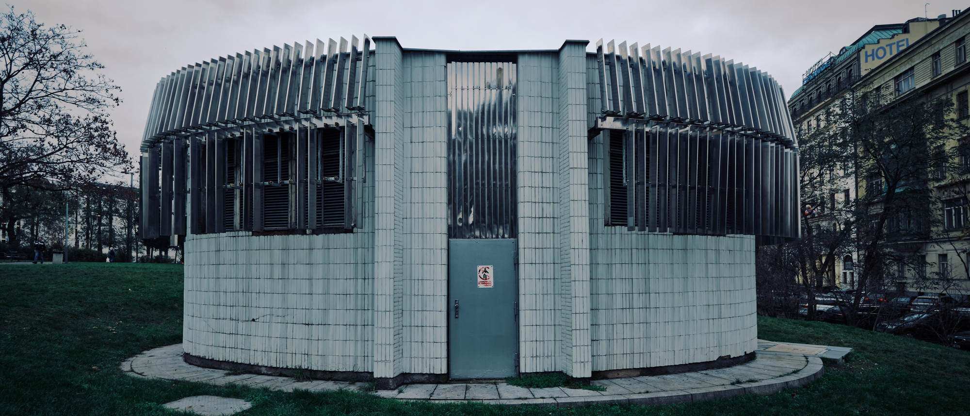 Praha - Substation or Alien Craft?